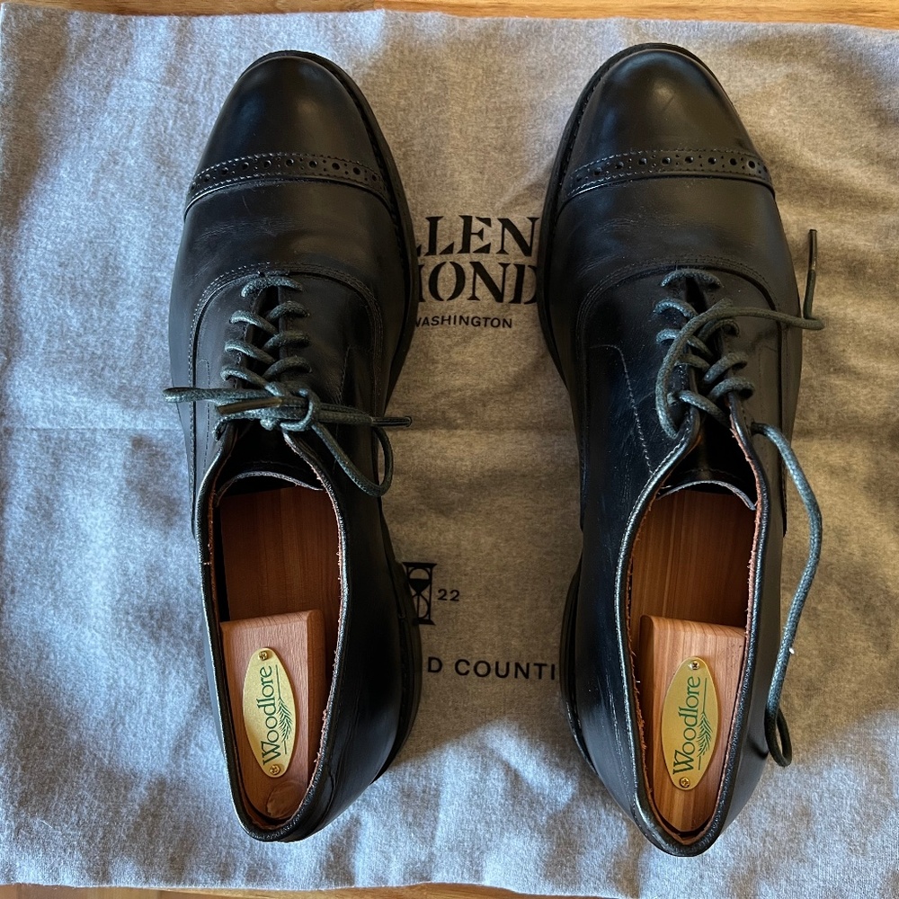 Allen Edmonds Fifth Avenue – Men’s 9 2E (Wide) – Black Leather – Dainite Sole